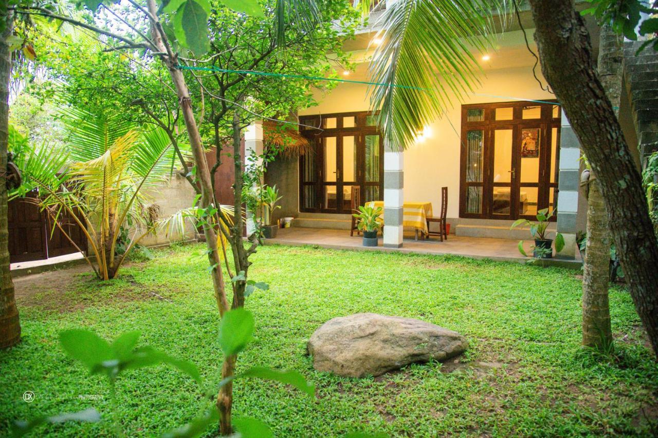 Sunliya Resort Tangalle Exteriör bild